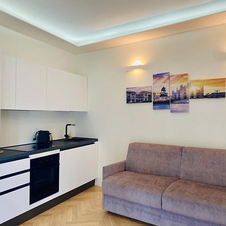 Sky View -Porta Nuova- Appartamento 2 Con Balcone Mailand Exterior foto