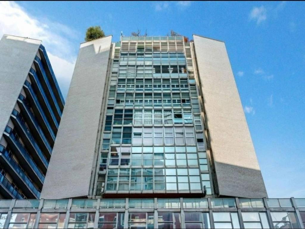 Sky View -Porta Nuova- Appartamento 2 Con Balcone Mailand Exterior foto